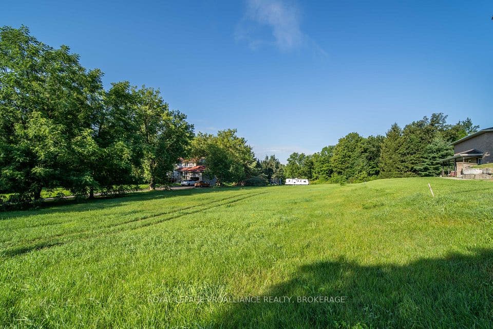 126 Haskins Point Road, Leeds and the Thousand Islands, ON K0H 2N0 – photo 2