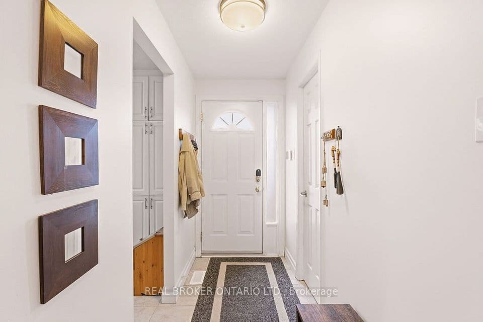 1699E Lamoureux Drive, Orleans - Cumberland and Area, ON K1E 2N3 – photo 3