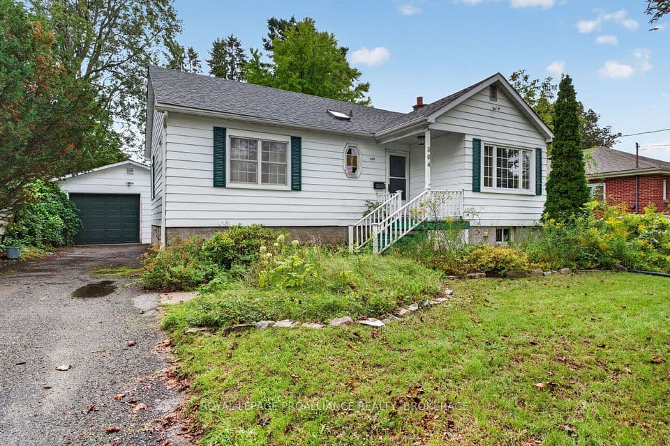 364 Glengarry Road, Kingston, ON K7M 3K2 – main photo