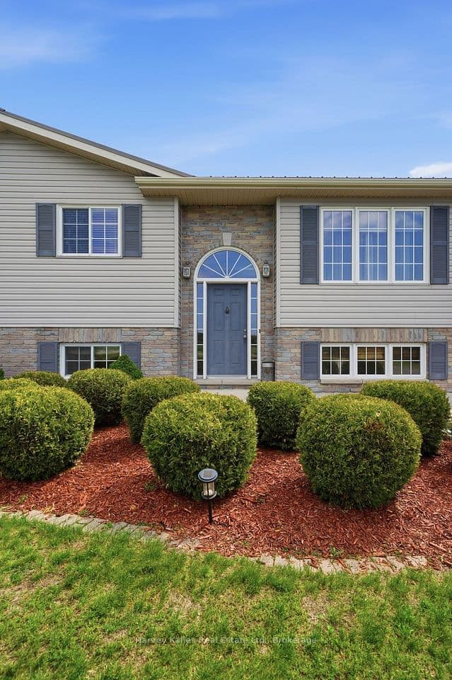 289 Kings Road, Prince Edward County, ON K0K 1P0 – photo 3