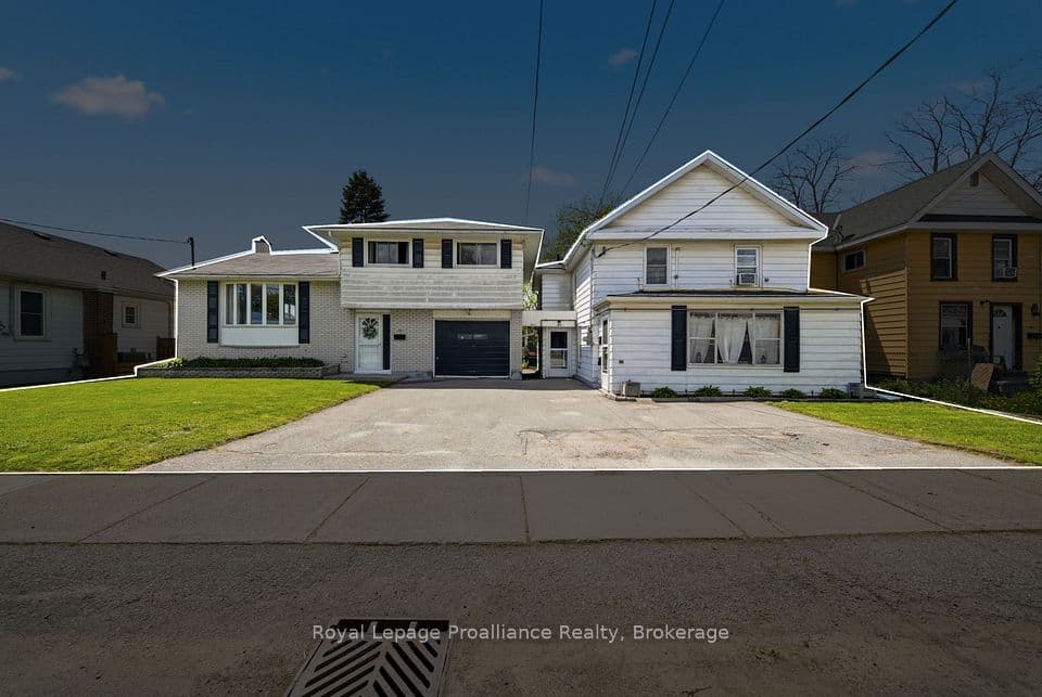 26 Johnson Street, Belleville, ON K8N 4T3 – main photo