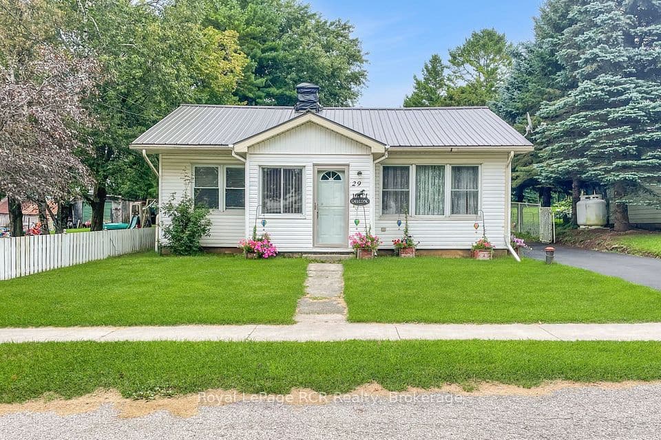 29 Main Street N, West Grey, ON N0G 1S0 – photo 2