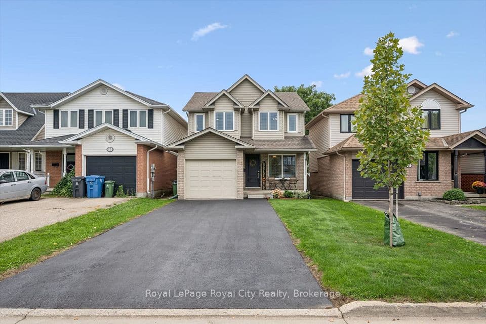 15 Trailbrook Lane, Guelph, ON N1E 7B6 – photo 2
