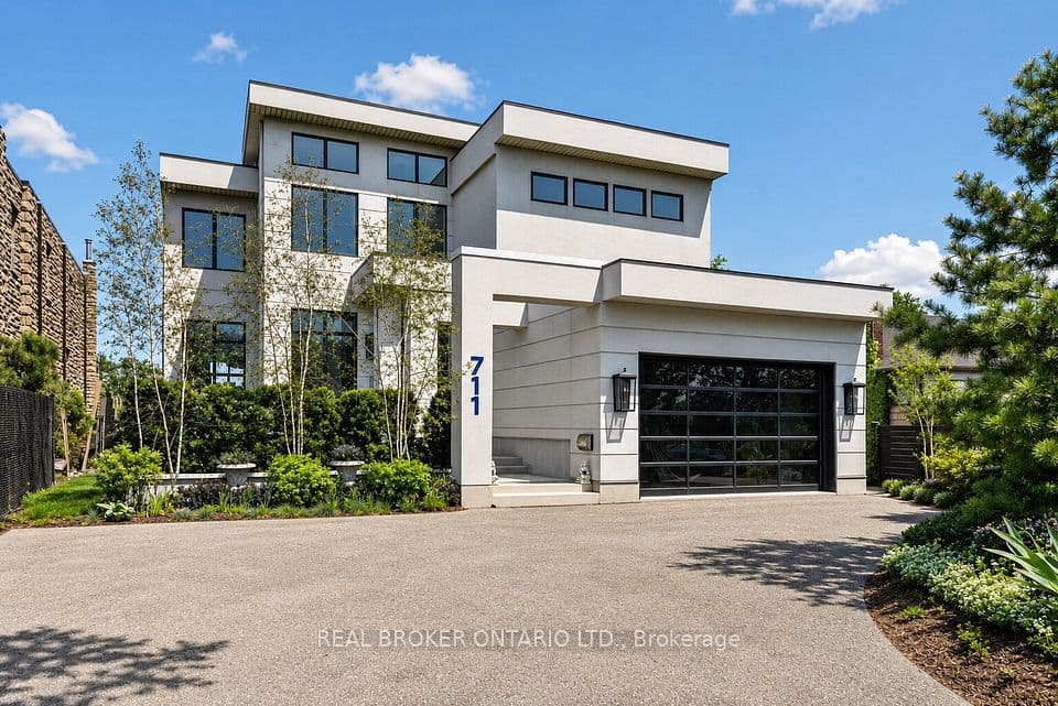 711 Beach Boulevard, Hamilton, ON L8H 6Y5 – main photo