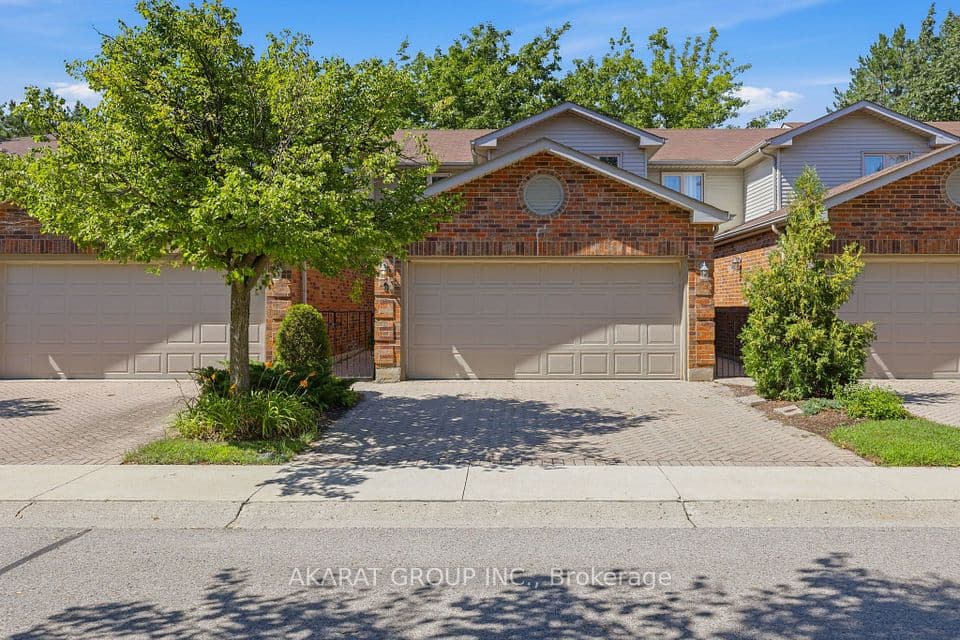 70 Sunnyside Drive 9, London North, ON N5X 3W4 – main photo