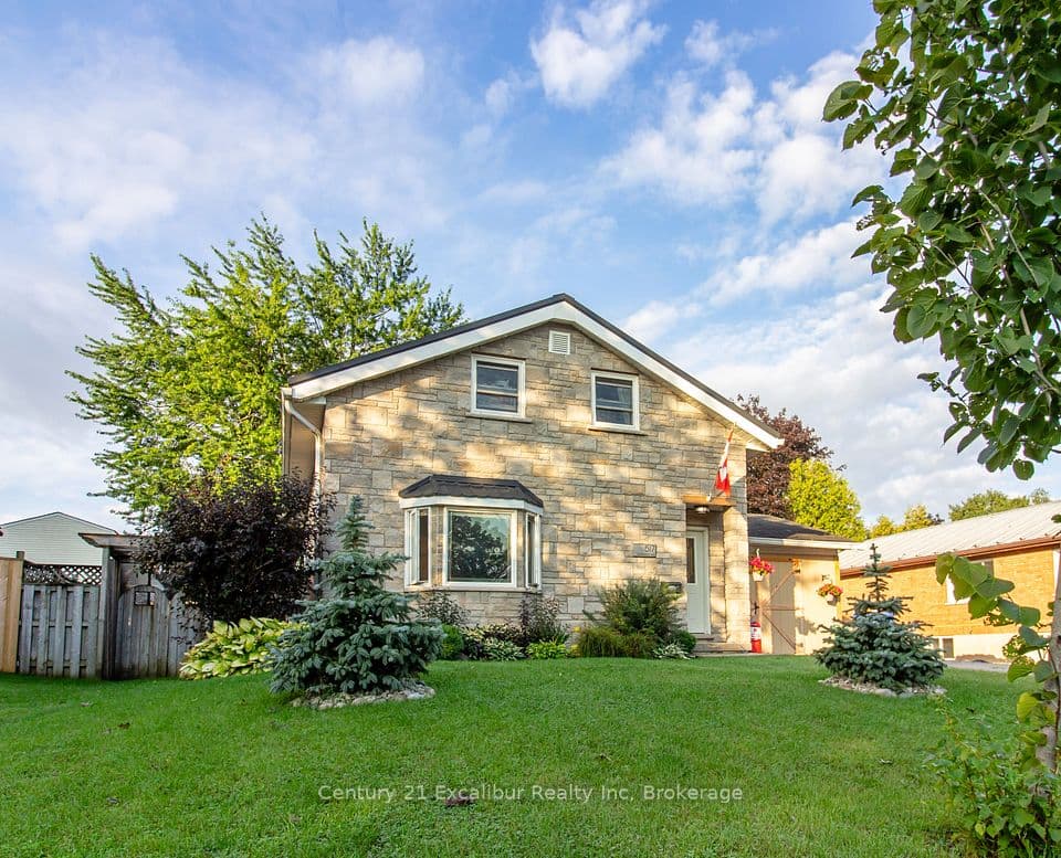 517 Shortreed Avenue, Centre Wellington, ON N1M 3H4 – main photo