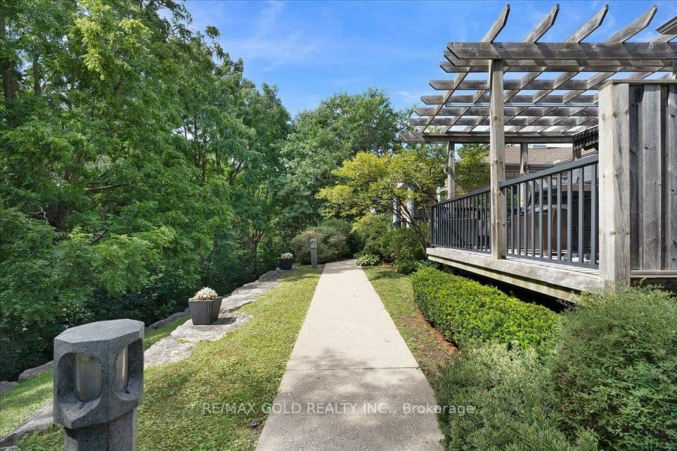 465 Columbia Street W 2, Waterloo, ON N2T 2N3 – photo 3