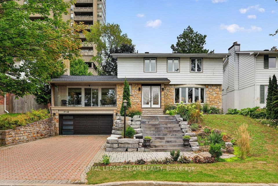 1958 Neepawa Avenue, Carlingwood - Westboro and Area, ON K2A 3L5 – main photo