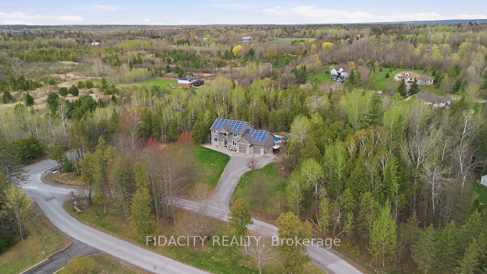 101 Sentinel Pine Way, Carp - Huntley Ward, ON K0A 1L0 – photo 3