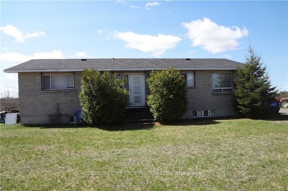 1343-B CHENAUX Road, Whitewater Region, ON K0J 1Y0 – photo 2