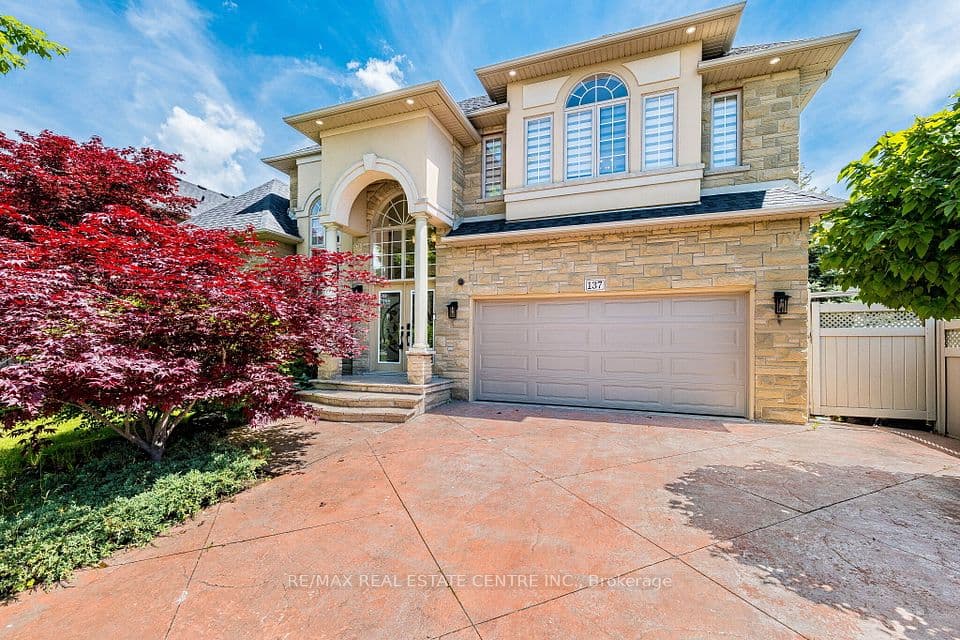 137 Cloverleaf Drive Ancaster, Hamilton, ON L9K 1R6 – main photo