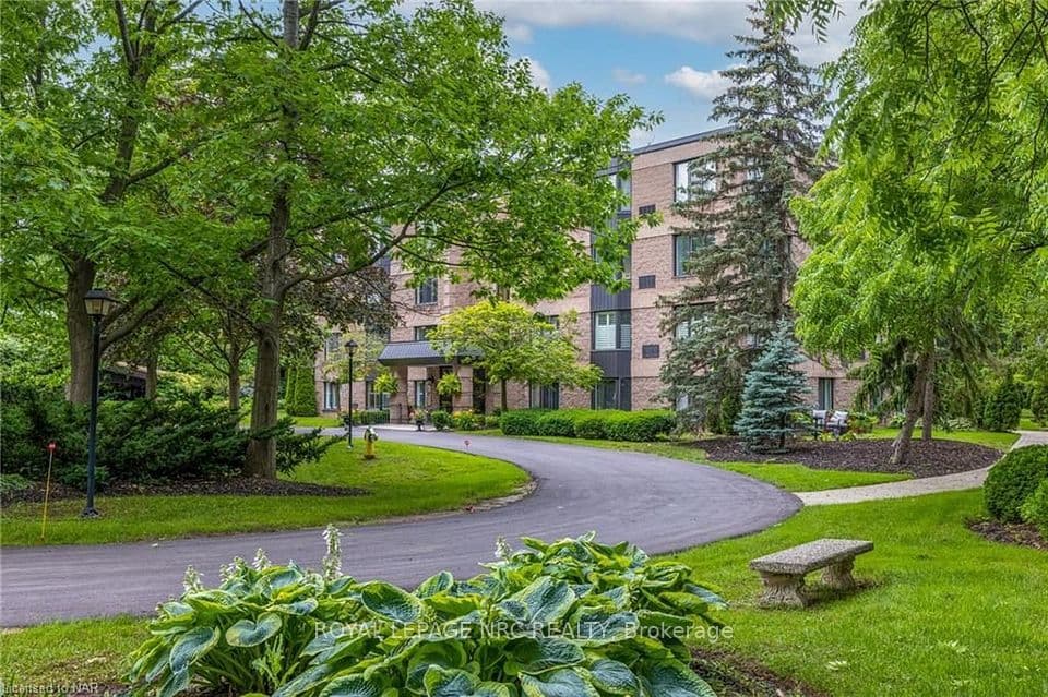 61 Paffard Street 202, Niagara-on-the-Lake, ON L0S 1J0 – photo 2