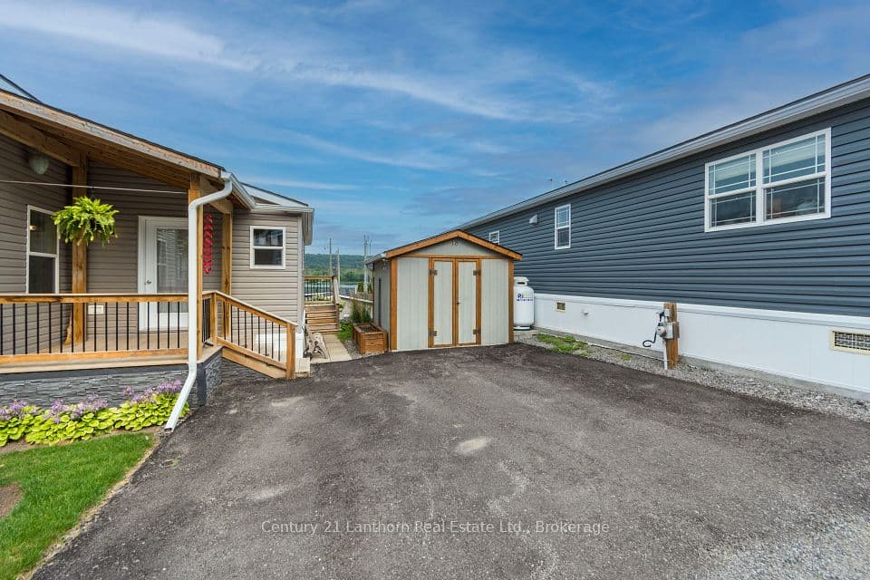 484 Frankford Stirling Road 18, Quinte West, ON K0K 2C0 – photo 2