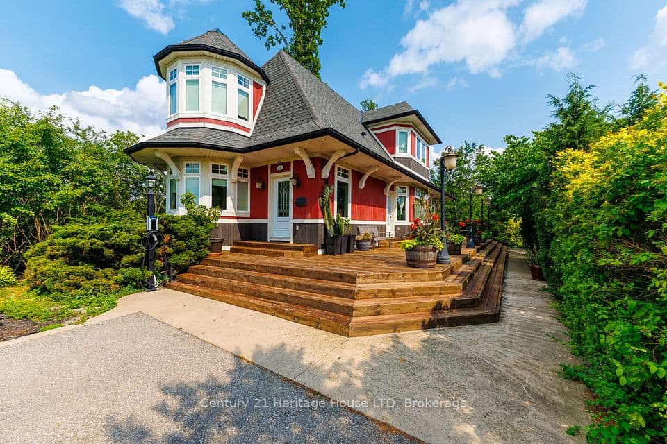 134 Albany Street, Fort Erie, ON L2A 1L6 – photo 2