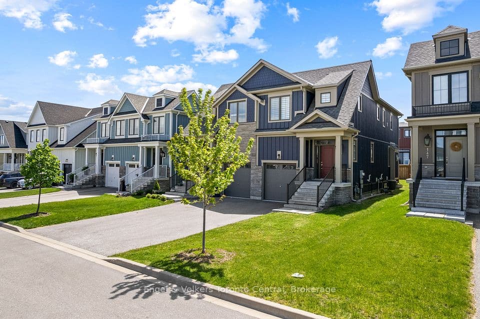 145 Sycamore Street, Blue Mountains, ON L9Y 4E4 – photo 3