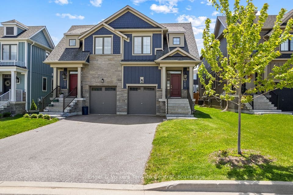 145 Sycamore Street, Blue Mountains, ON L9Y 4E4 – main photo