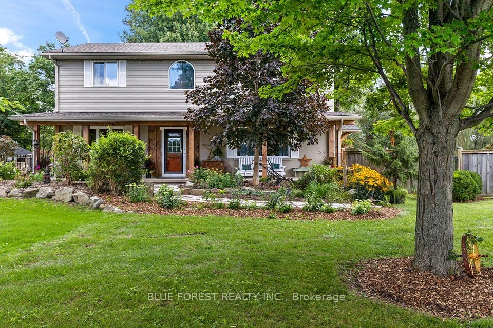 21948 Adelaide Street N, Middlesex Centre, ON N0M 1C0 – main photo