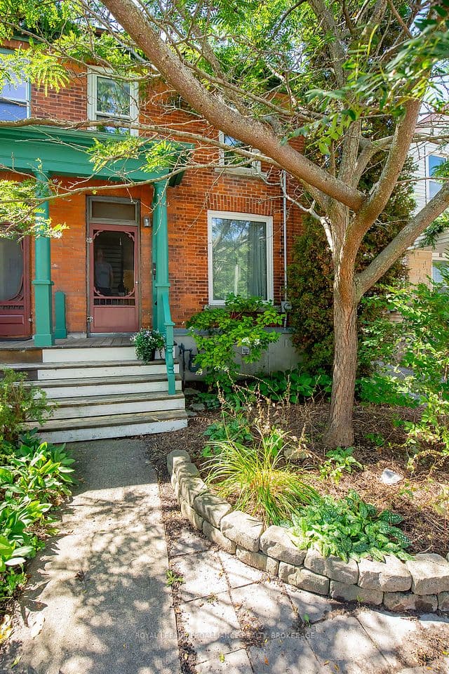 38 York Street, Kingston, ON K7K 1P5 – main photo