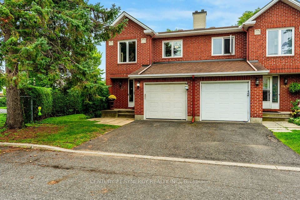1932 Ashmont Street, Orleans - Convent Glen and Area, ON K1C 7B9 – main photo