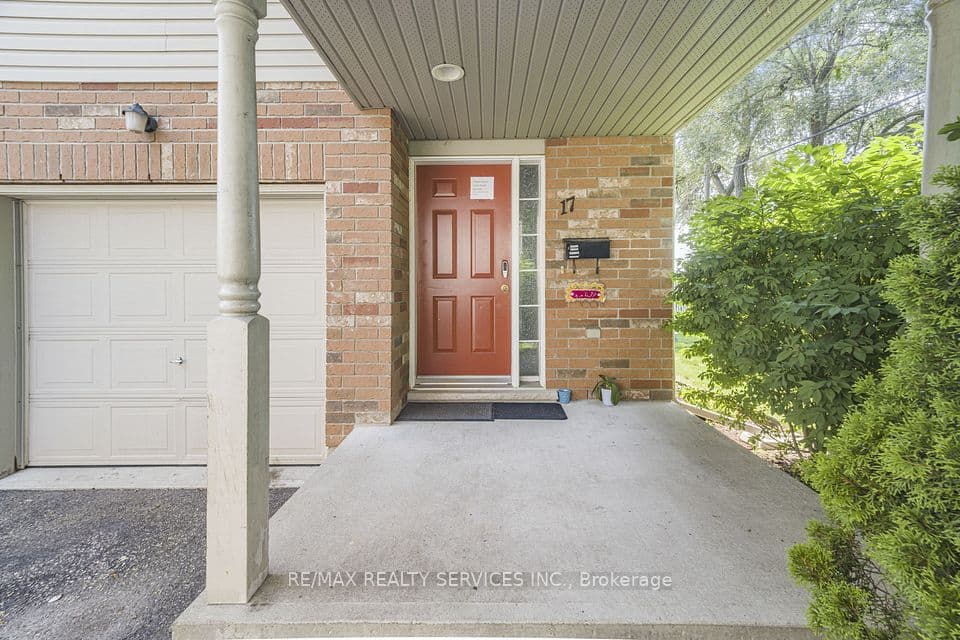 120 Dudhope Avenue 17, Cambridge, ON N1R 4T7 – photo 2