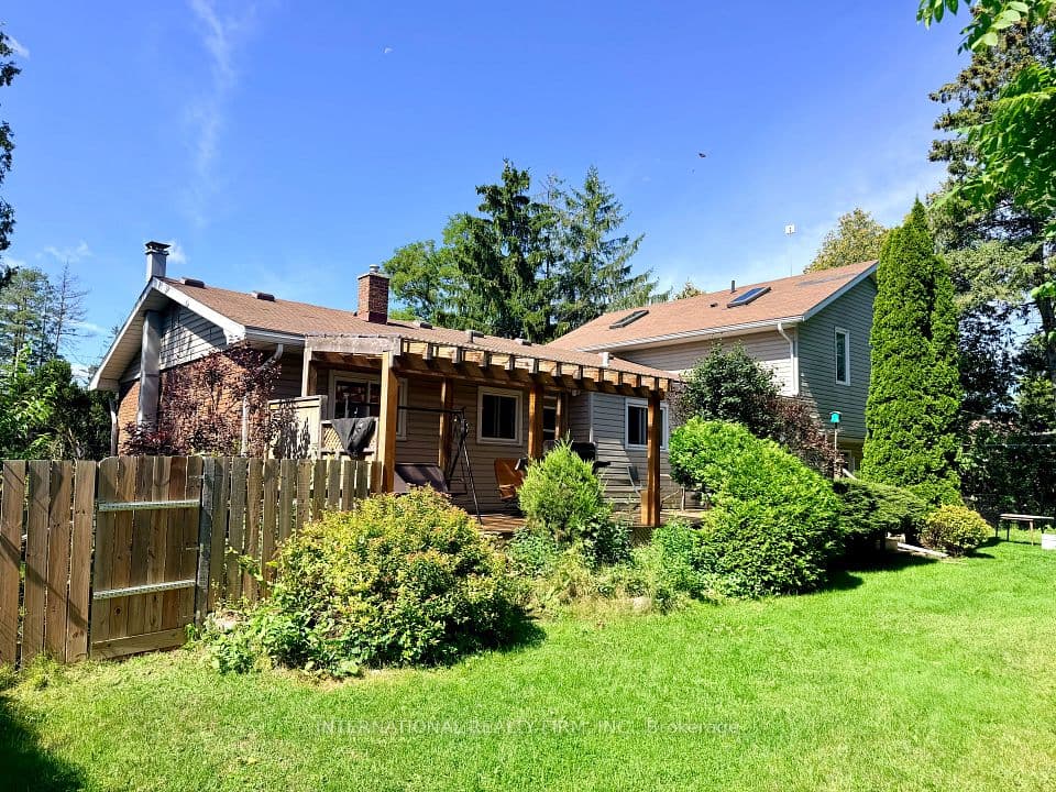 2601 Division Street, Hamilton Township, ON K9A 4J7 – photo 2