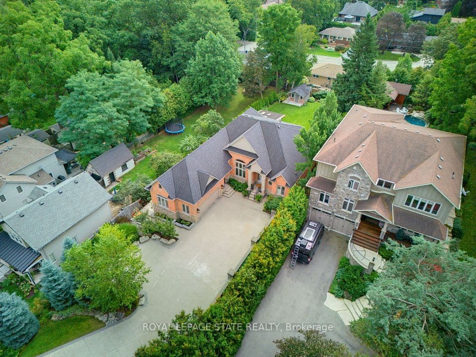 56 Academy Street, Hamilton, ON L9G 2Y1 – photo 2