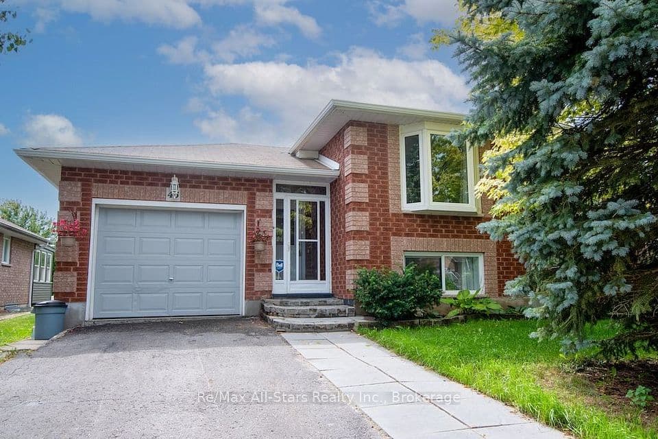 43 McGibbon Boulevard, Kawartha Lakes, ON K9V 6G4 – photo 2