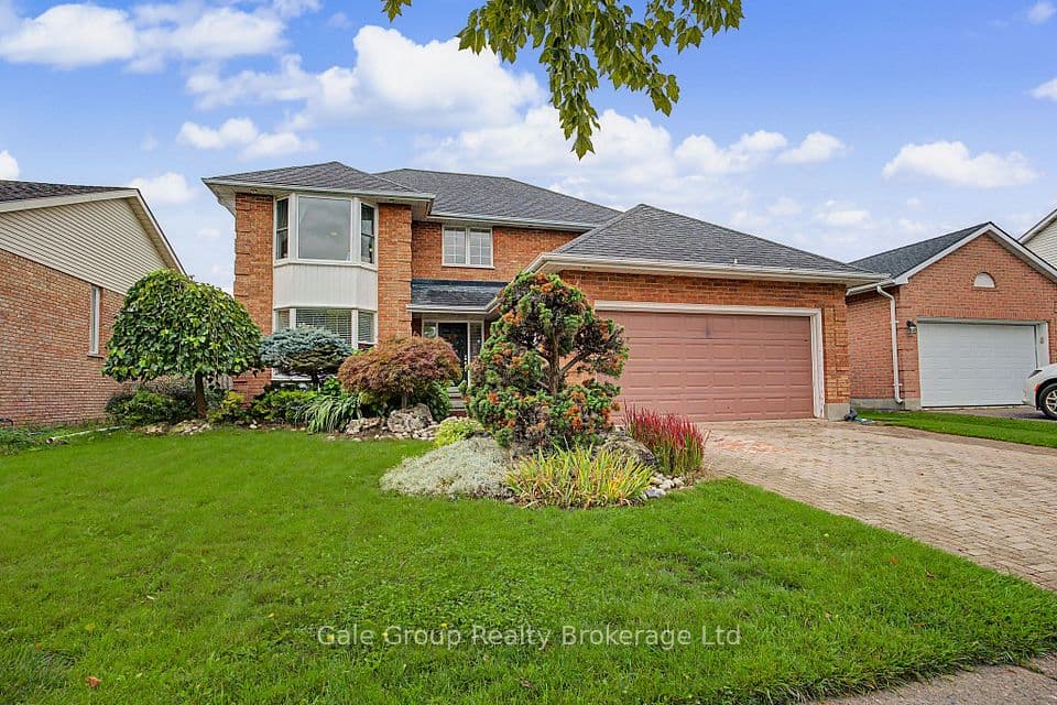 15 Ortona Street, Woodstock, ON N4T 1M7 – main photo