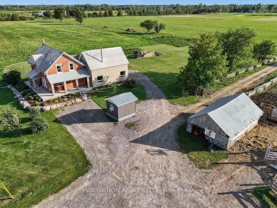 649 Upper Dwyer Hill Road, Carp - Huntley Ward, ON K0A 1A0 – photo 3