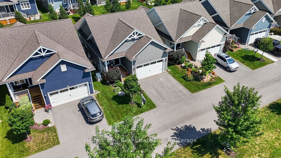 5 Irons Avenue 21, Selwyn, ON K0L 2H0 – main photo