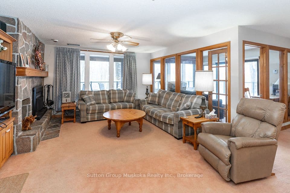 22-102 Oakridge - Deerhurst Resort Drive, Huntsville, ON P1H 2E8 – main photo