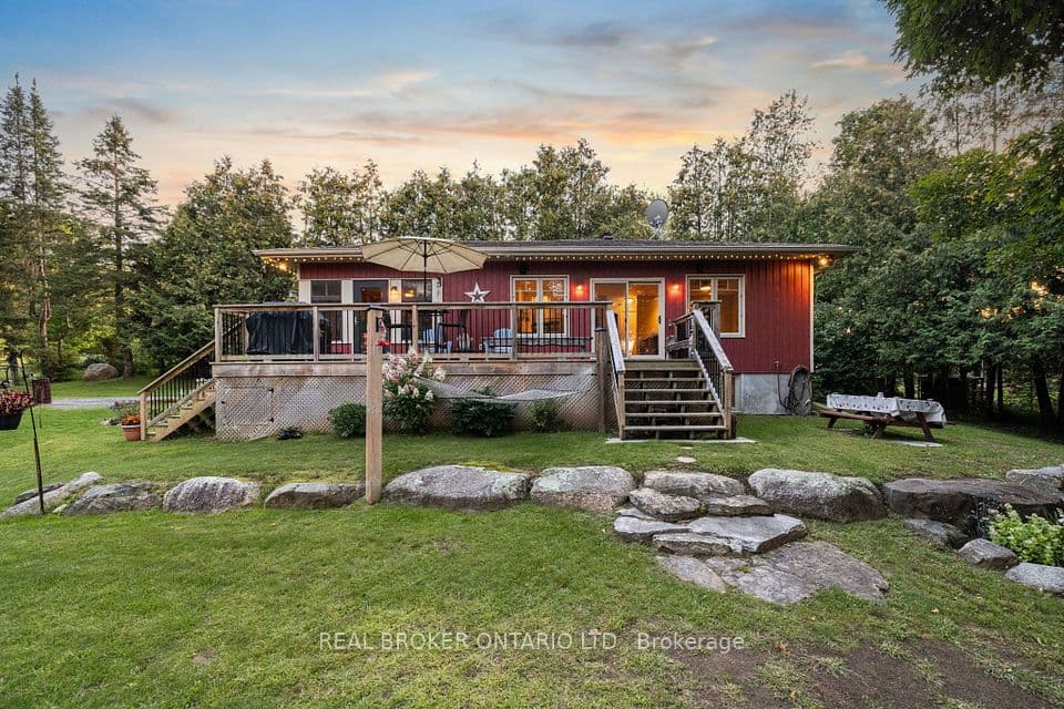 592 Caldwell Lane, Lanark Highlands, ON K0A 1P0 – main photo