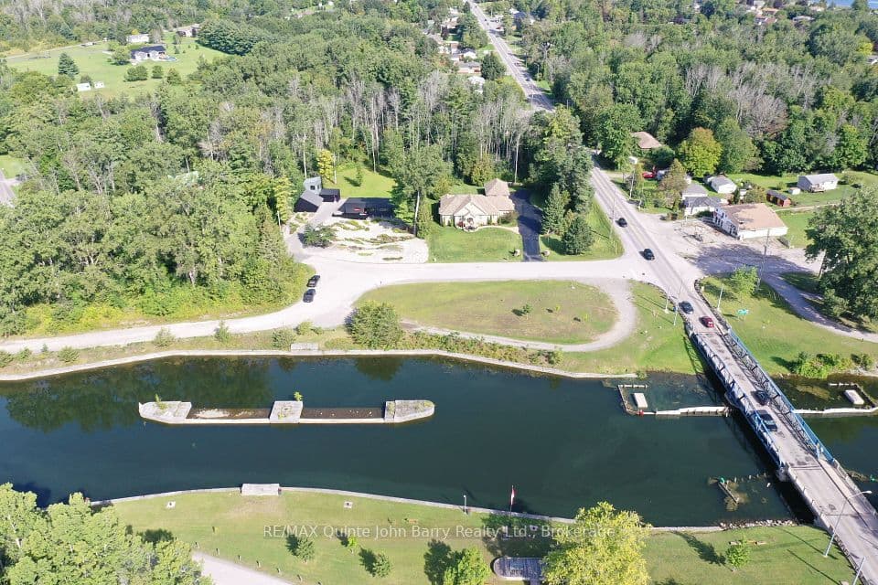 5 Old Carrying Place Road, Quinte West, ON K0K 1L0 – main photo