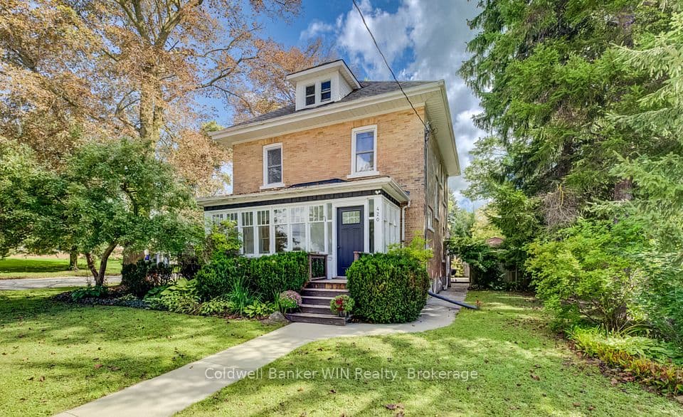 420 Parkside Drive, Wellington North, ON N0G 2L3 – main photo