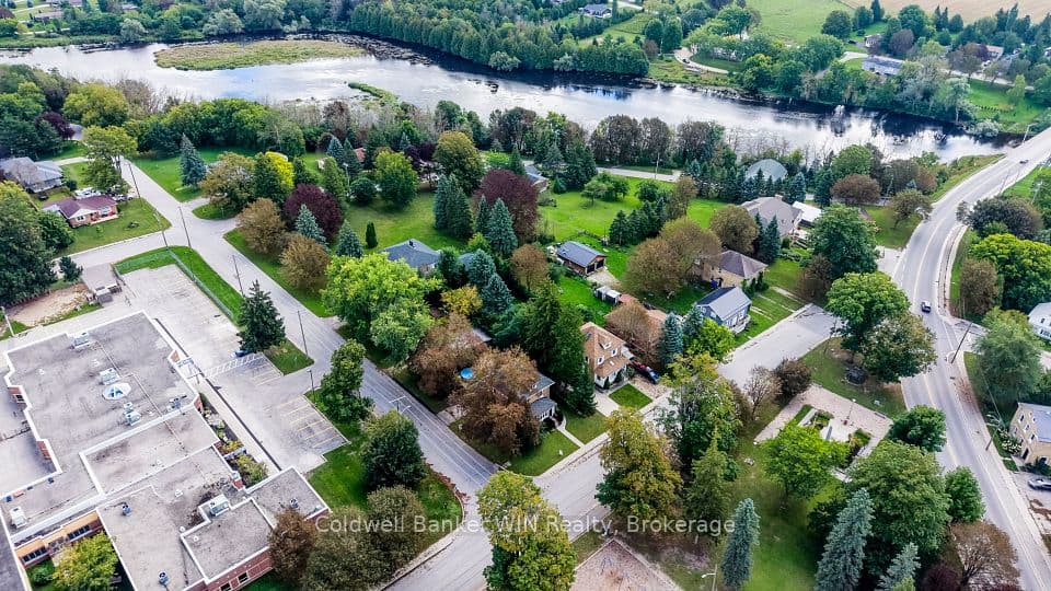420 Parkside Drive, Wellington North, ON N0G 2L3 – photo 2