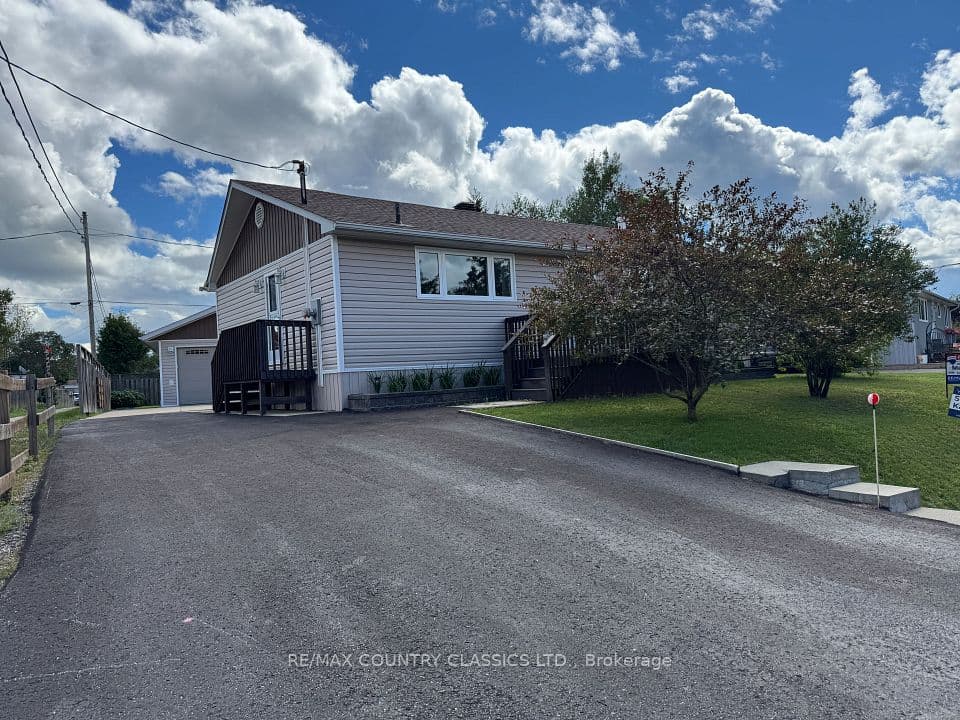 89 Sprucedale Street, Highlands East, ON K0L 1M0 – photo 2
