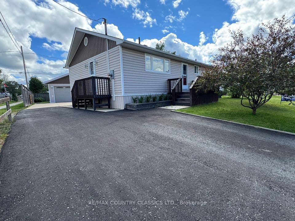 89 Sprucedale Street, Highlands East, ON K0L 1M0 – main photo