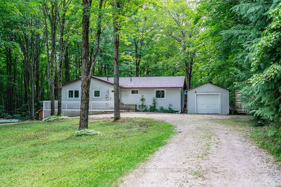 574286 Sideroad 40, West Grey, ON N0C 1H0 – main photo