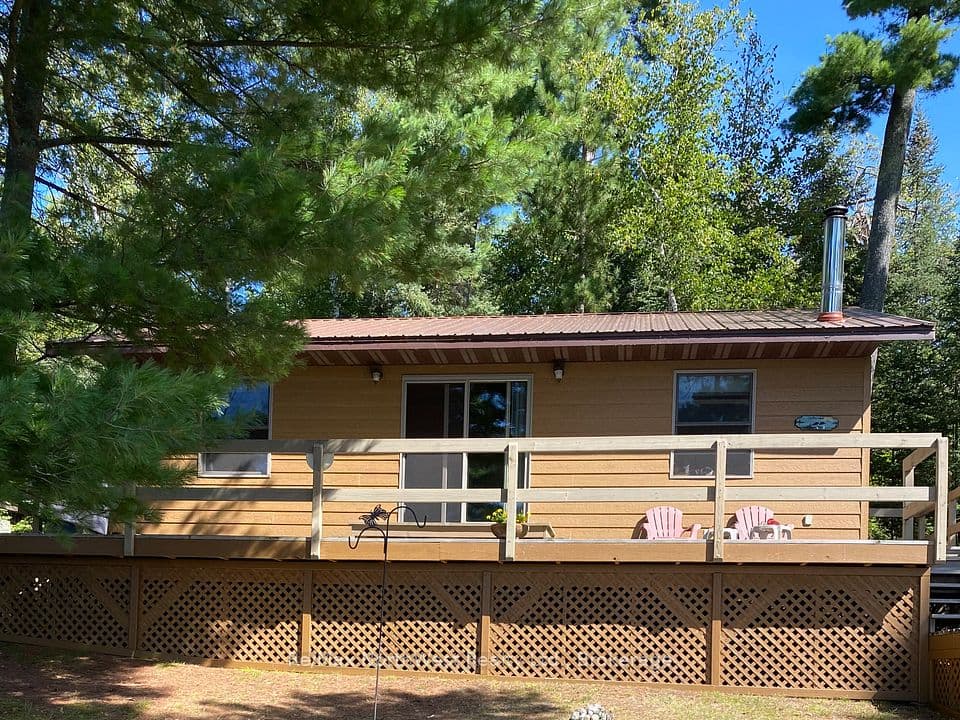 19487 PCL Island, Fort Frances, ON P9A 3M3 – main photo