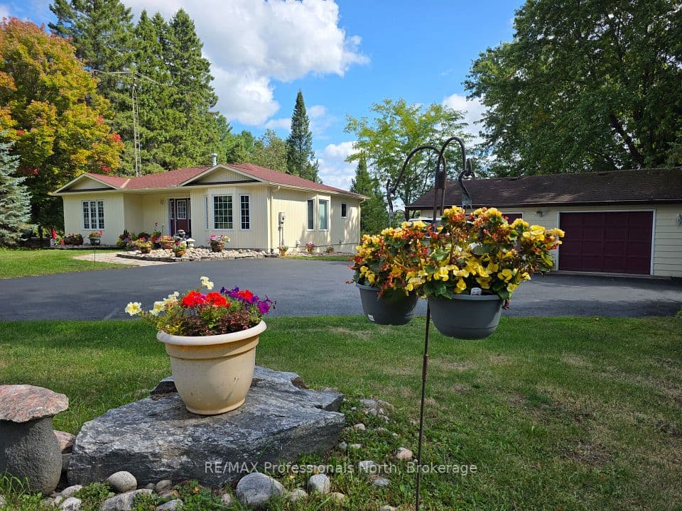 4696 County Road 21, Dysart et al, ON K0M 1S0 – main photo