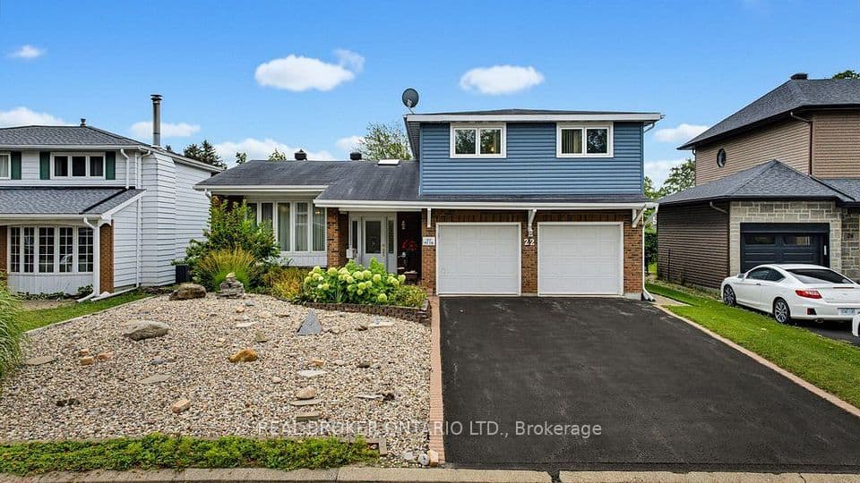 22 Woodhill Crescent, Blackburn Hamlet, ON K1B 3B6 – main photo