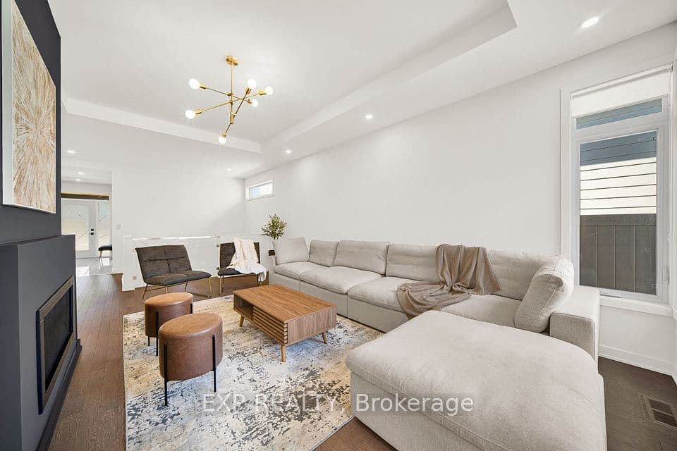 708 Wooler Place, Leitrim, ON K1T 0T6 – photo 3