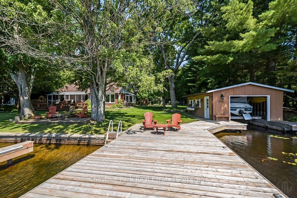 1019 Maplewood Road W, Bracebridge, ON P1L 1W8 – main photo