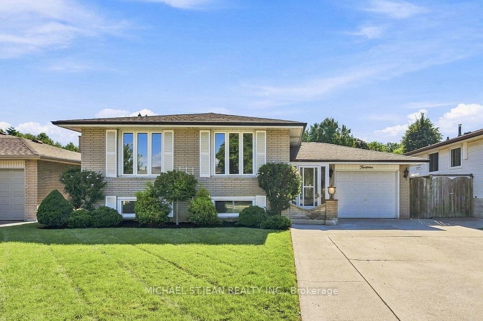 14 Green Forest Drive, Hamilton, ON L8G 3A7 – photo 2