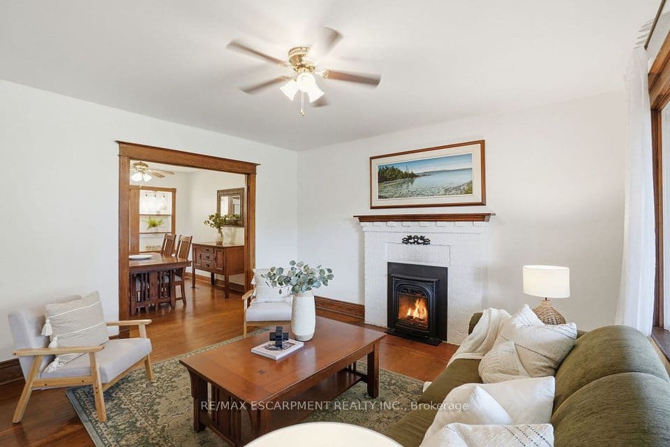 230 Beach Boulevard, Hamilton, ON L8H 6W1 – photo 2