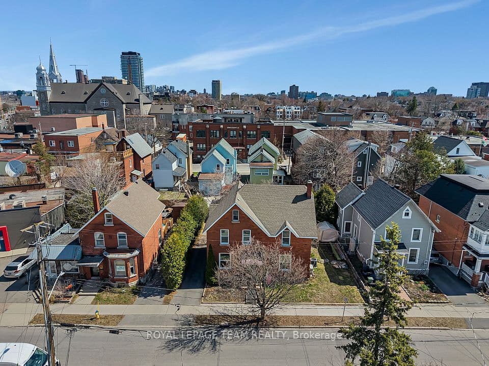 11 Sherbrooke Avenue, West Centre Town, ON K1Y 1R8 – photo 3