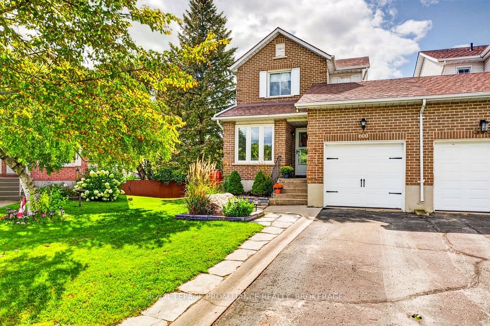 600 Whistler Terrace, Kingston, ON K7M 8K4 – main photo