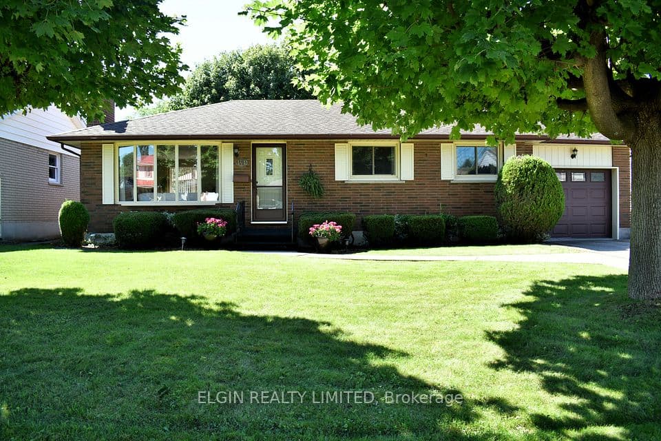 181 Locust Street, St. Thomas, ON N5R 2C8 – main photo