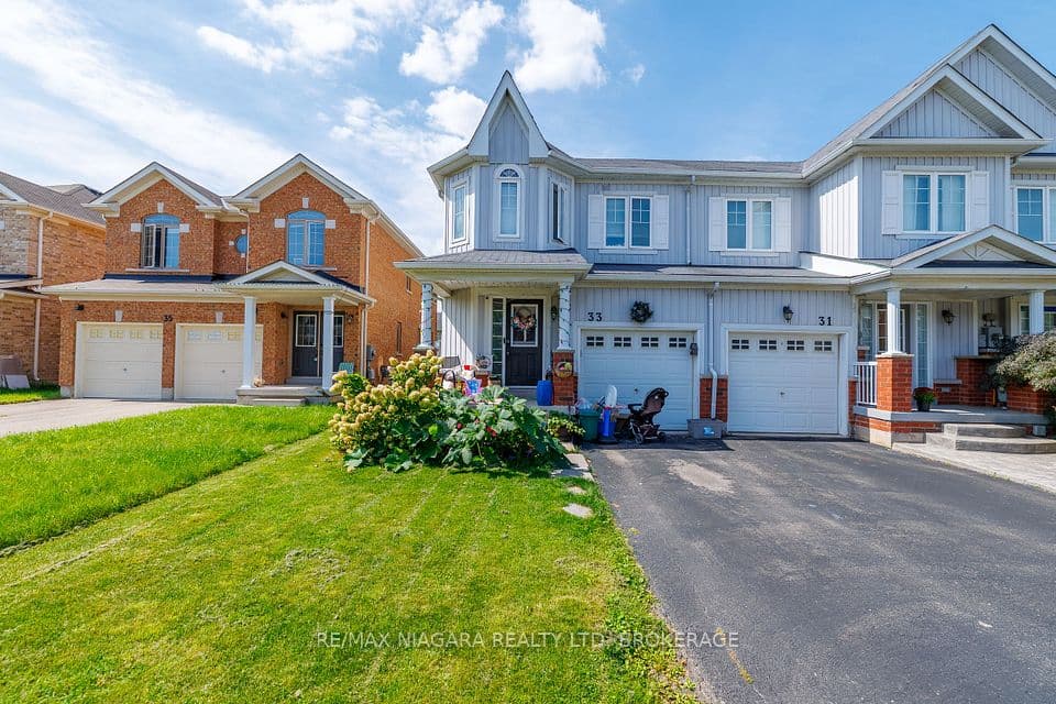 33 COLONEL LYALL Street, St. Catharines, ON L2P 0B3 – photo 2
