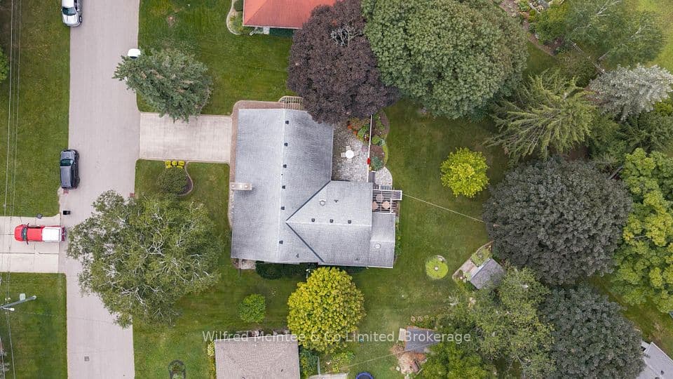 31 Johnstone Boulevard, Brockton, ON N0G 2V0 – photo 3